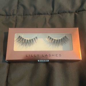 Lilly Lashes - Faux Mink - Brand New in Box